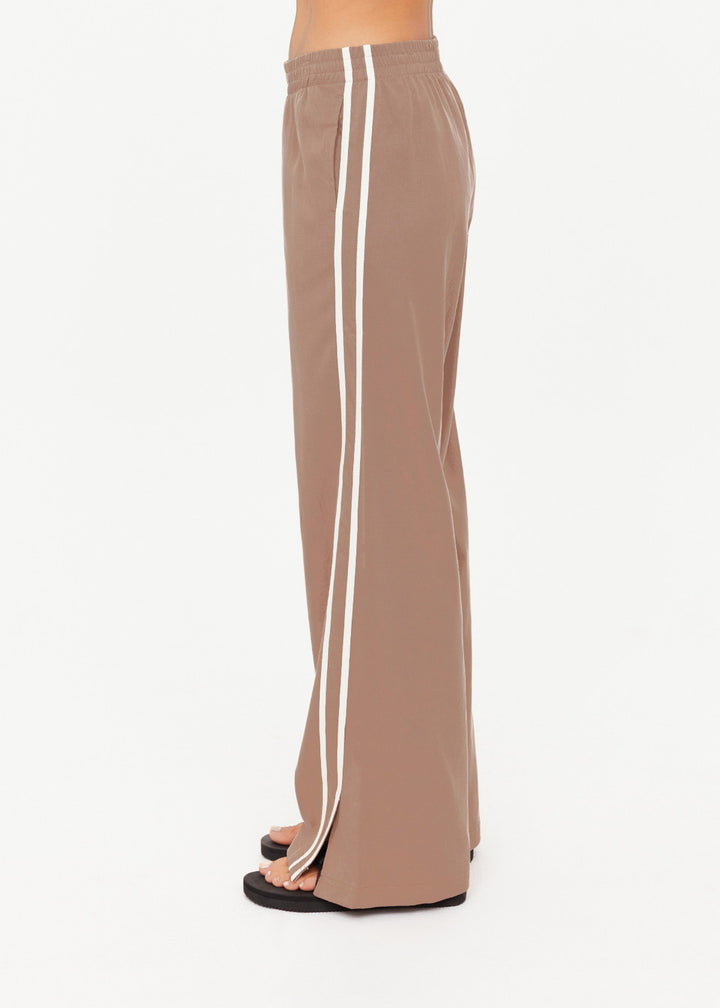The Upside - Juliet Pant - Mocha