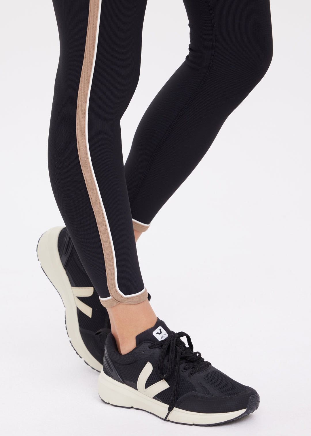 The Upside - Rhythm 25IN Midi Pant - Black