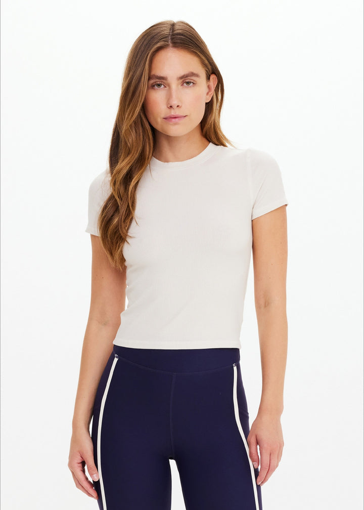The Upside - Shelter Fitted Tee - Crème