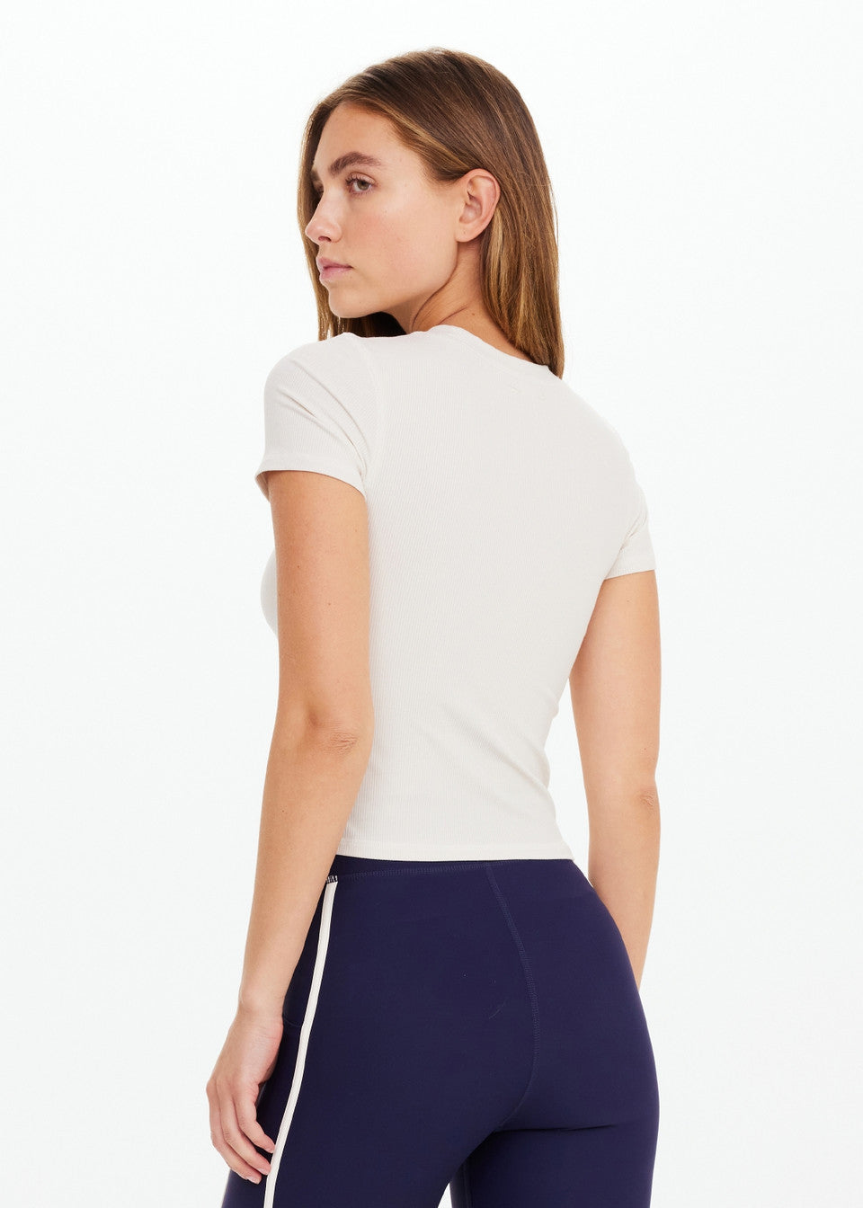 The Upside - Shelter Fitted Tee - Crème