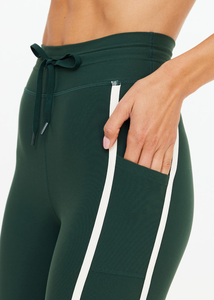 The Upside - Santa Fe 25IN Midi Pant - Jungle Green