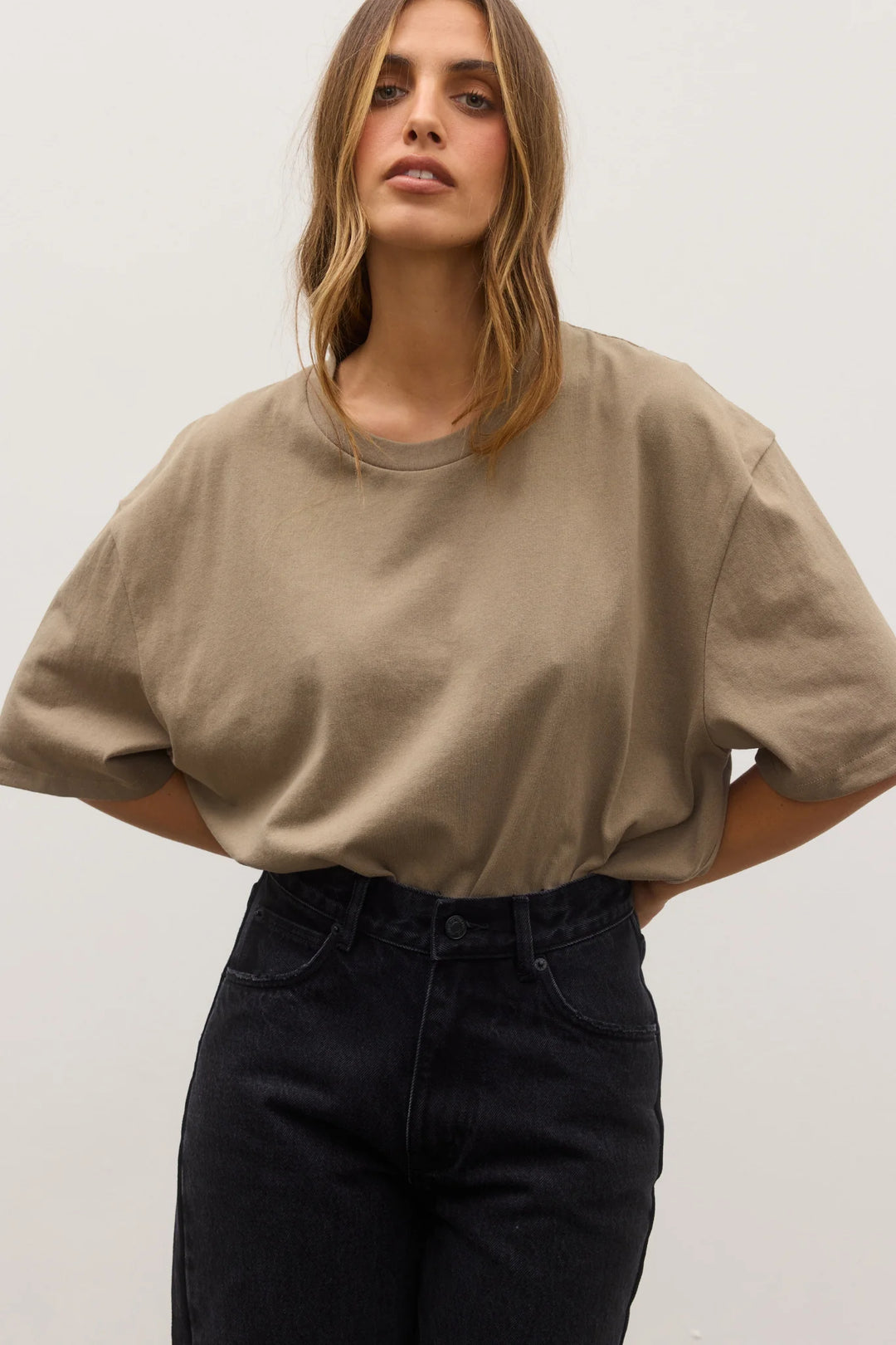 Bayse - Jonas Boyfriend Tee - Military