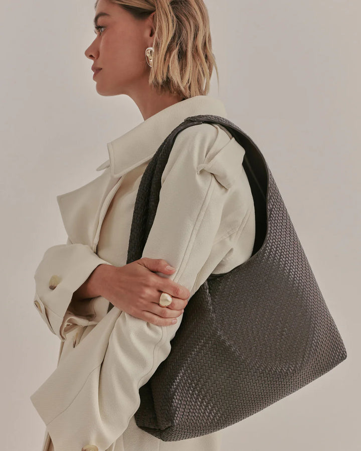 Billini - Everly Shoulder Bag - Chocolate