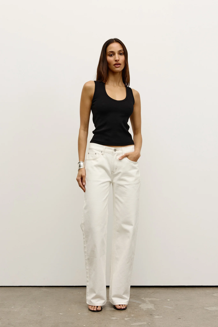 Bayse Avery Jean Geisha White